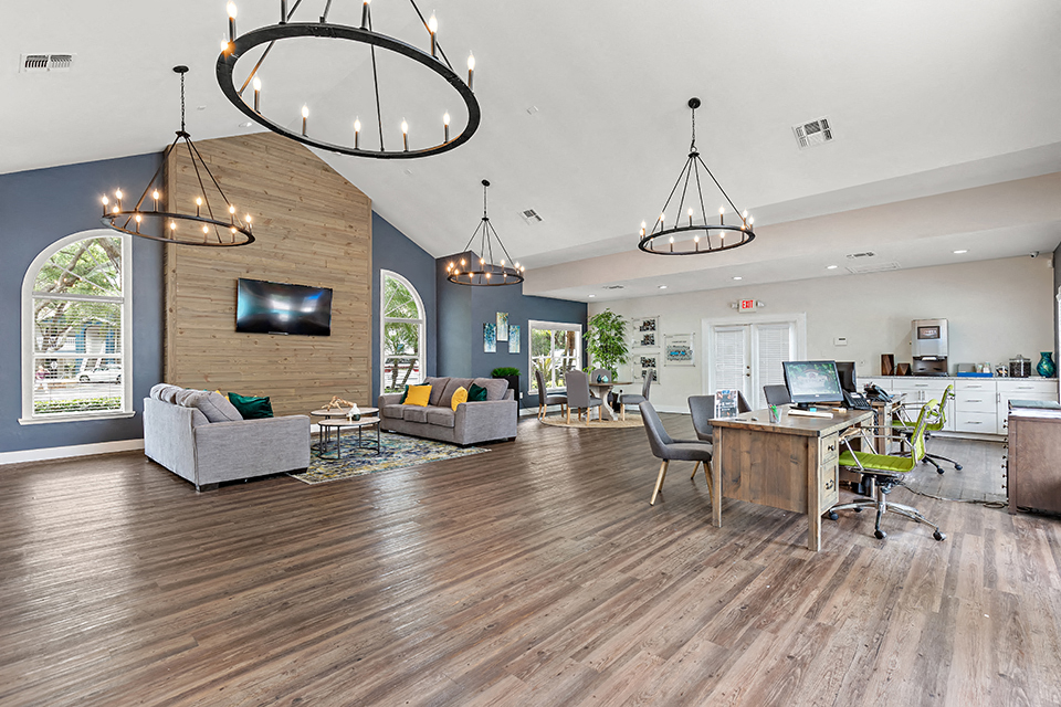 Apartments in Riverview, FL Retreat at Crosstown